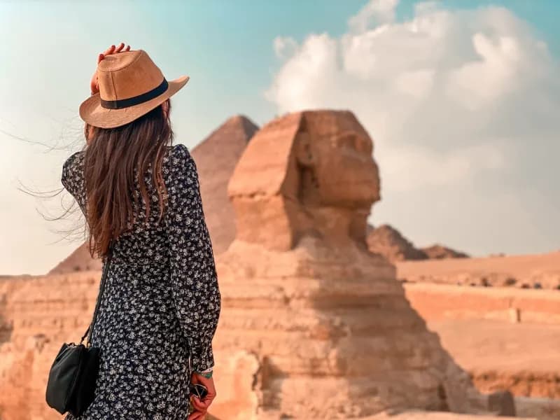 Unveil Egypt’s Jewel – 10 Day Elegant Dahabiya Cruise, Pyramids